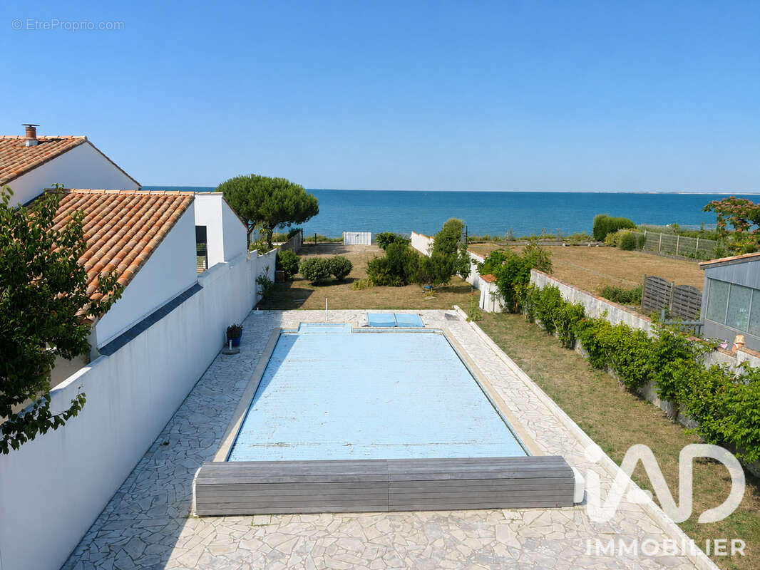 Photo 2 - Maison à LA FLOTTE