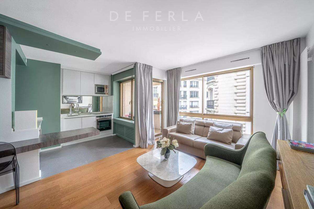 Appartement à PARIS-7E