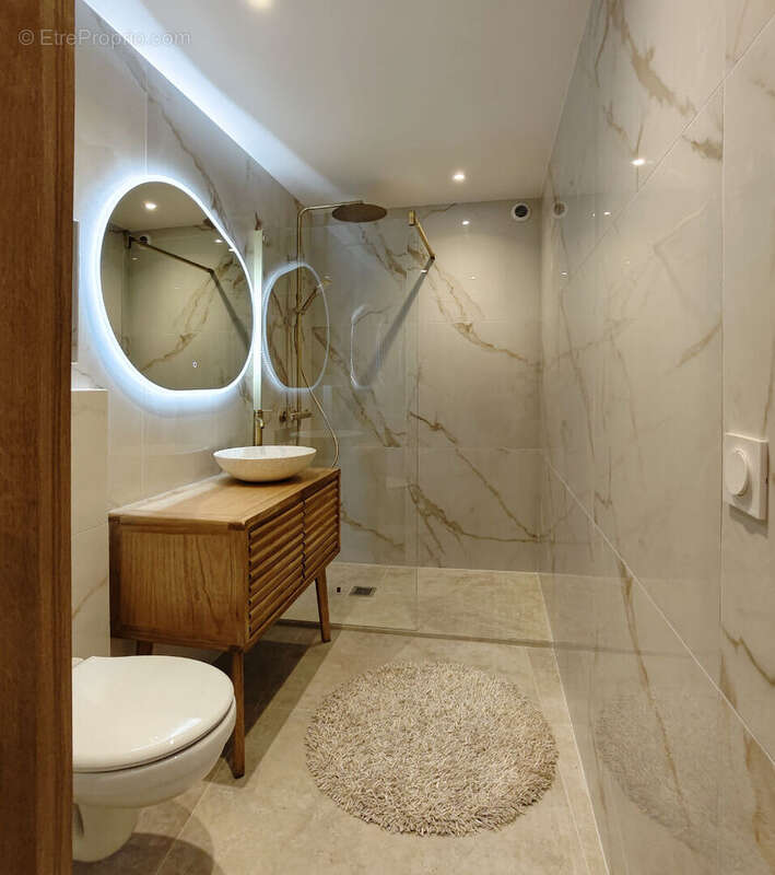 LE PRADET, proche mer, ravissant 3 pièces contemporain avec jardin et stationnement. - photo 11