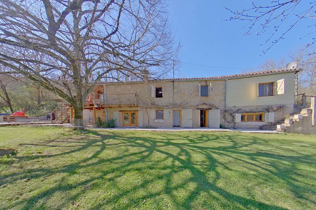 Maison à SAINT-ANTONIN-NOBLE-VAL