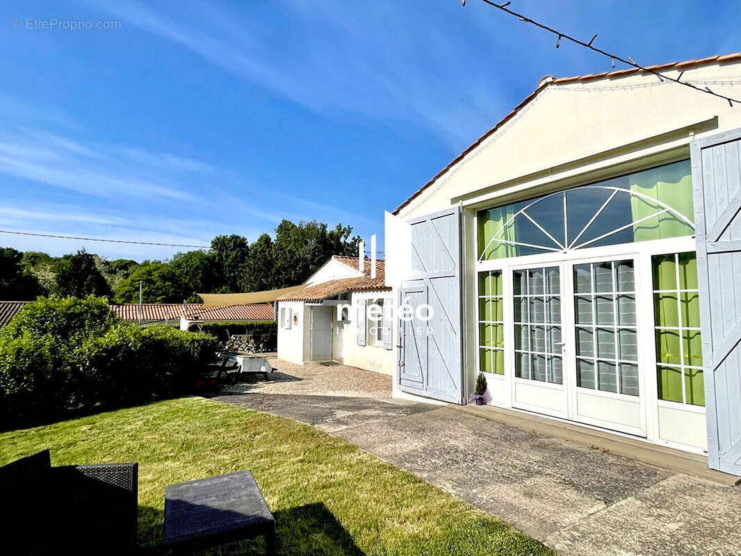 Maison à TALMONT-SAINT-HILAIRE