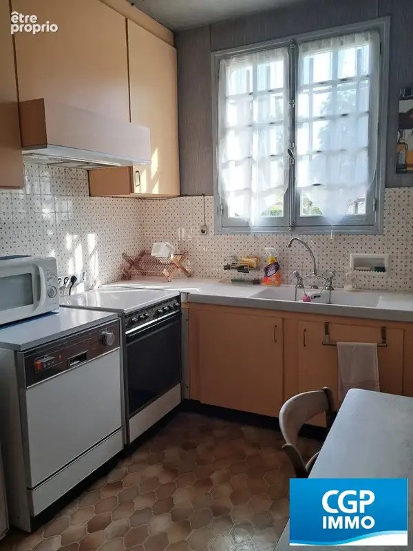 Maison 9 pièces 220 m² à vendre à Saint-Laurent-Les-Tours (46400) - photo 4