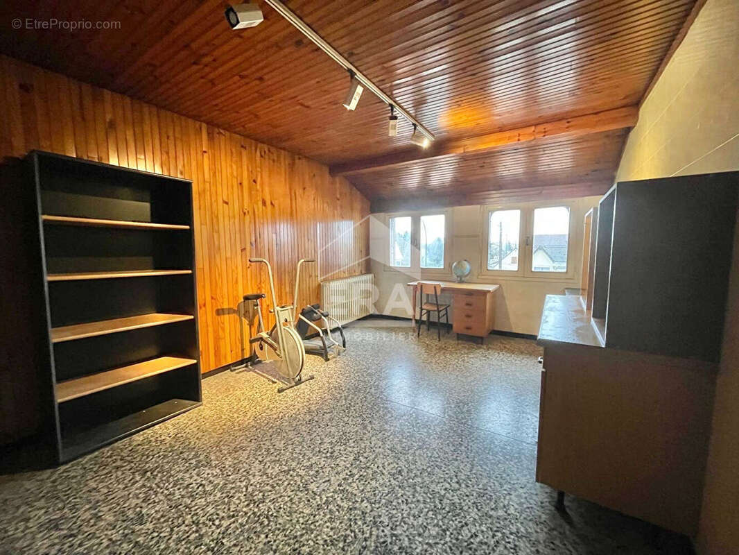 Maison à SARTROUVILLE