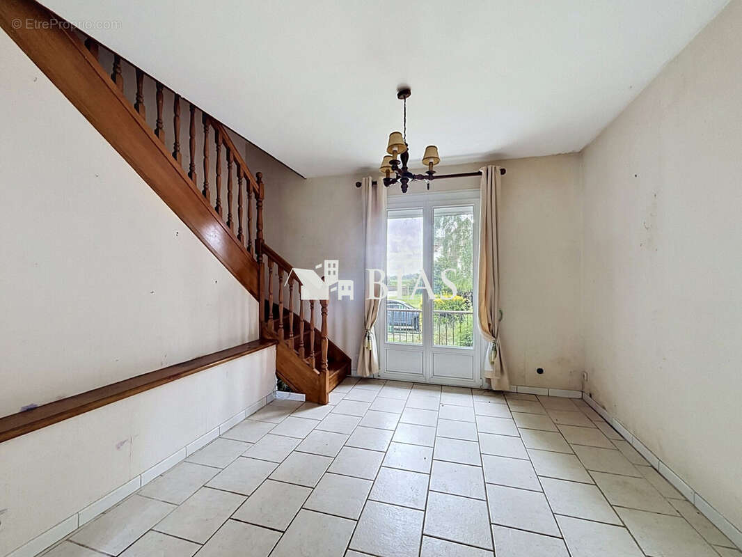 séjour - Maison à HEUDEBOUVILLE