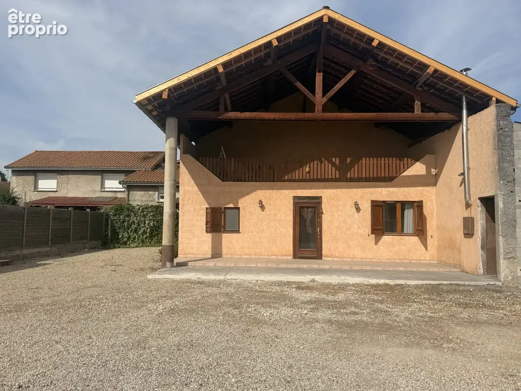 Maison à COLOMBIER-SAUGNIEU
