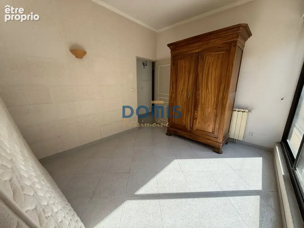 Nimes cadereau appt de type 4  dernier etage avec terrasse et garage  en exclusivite - photo 13