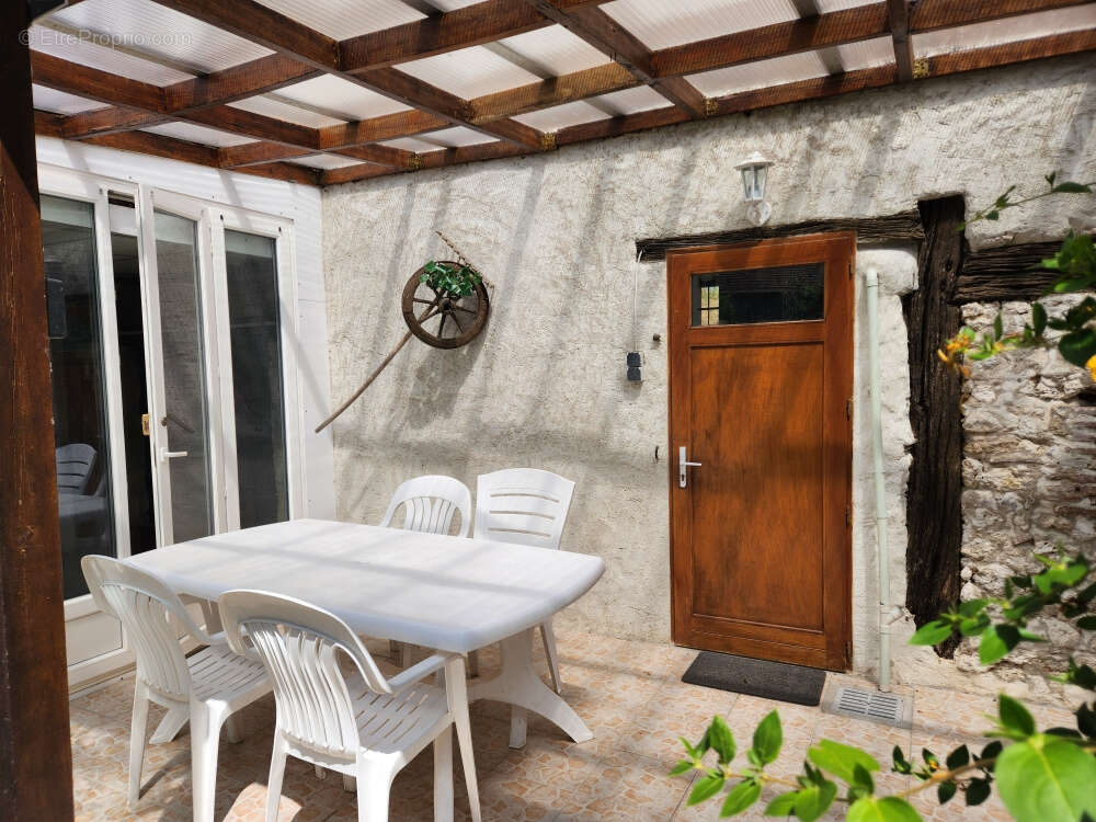 A vendre une charmante maison - photo 12