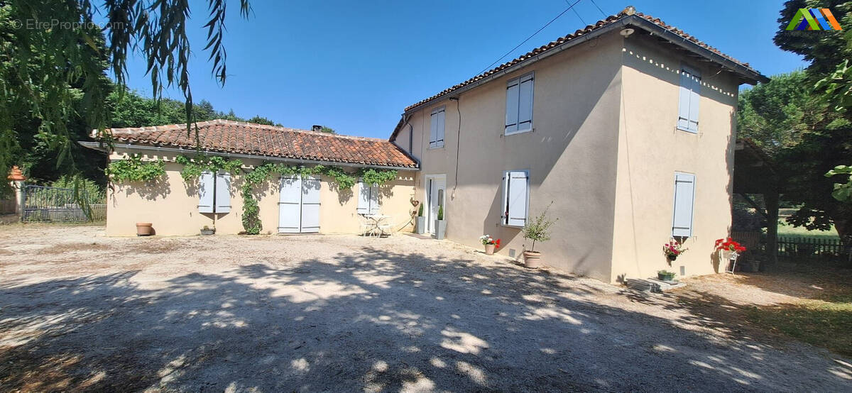 Home Masseube GERS 32 - Maison à MIRANDE