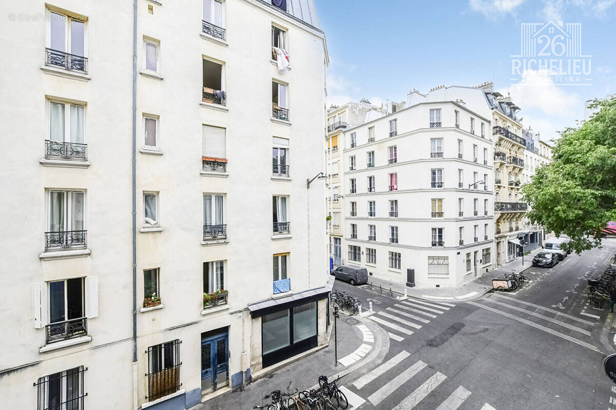 Appartement à PARIS-11E