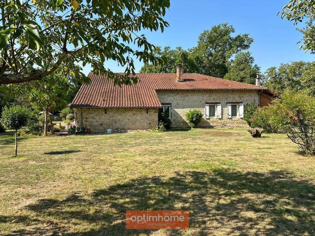 Authentique Landaise en pierres et colombages sur 17 000 M2 de terrain arboré - photo 4