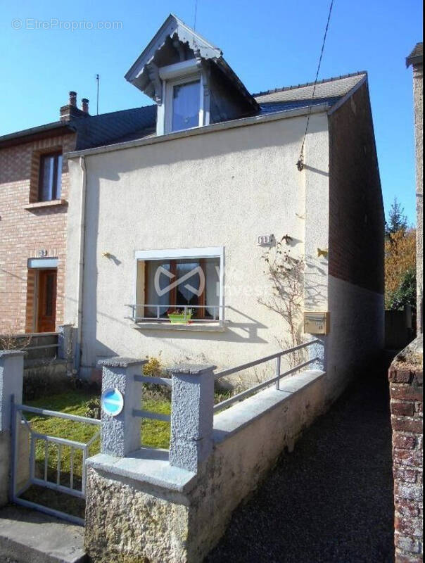 Maison à HIRSON