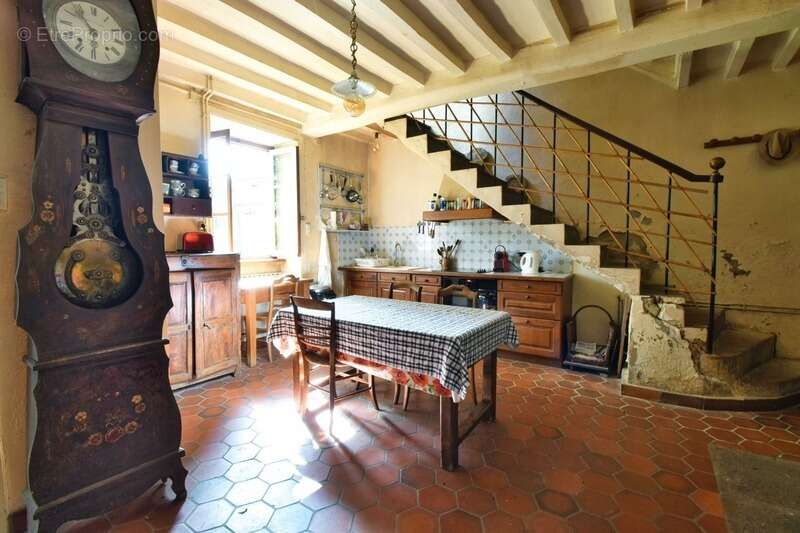 EXCLUSIVITE / Propriété rare / 63160 Glaine Montaigut - photo 4