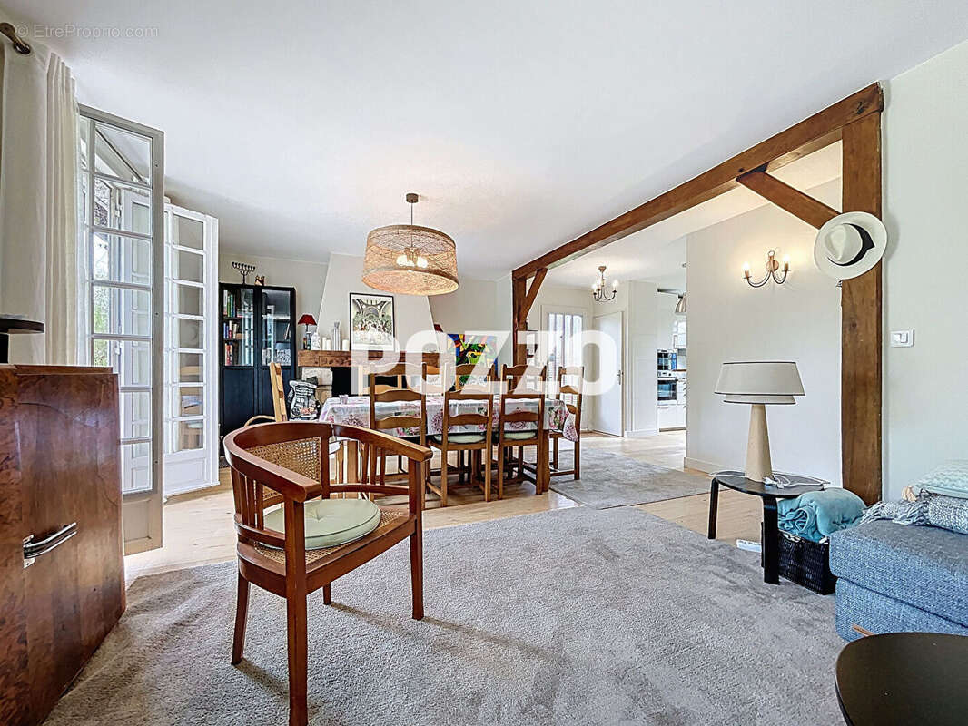 Maison à SAINT-GATIEN-DES-BOIS