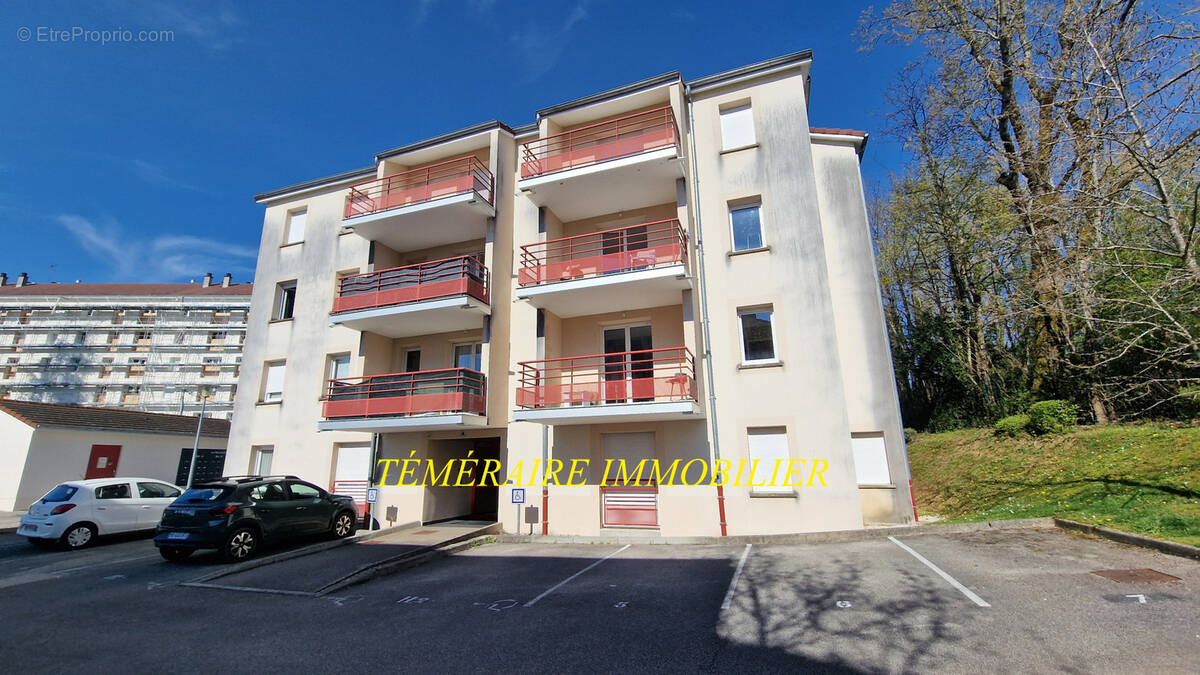 Appartement à LONS-LE-SAUNIER