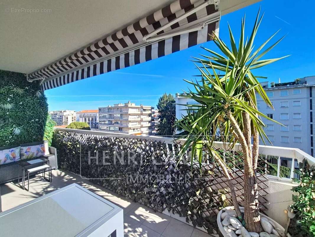 Appartement à CANNES