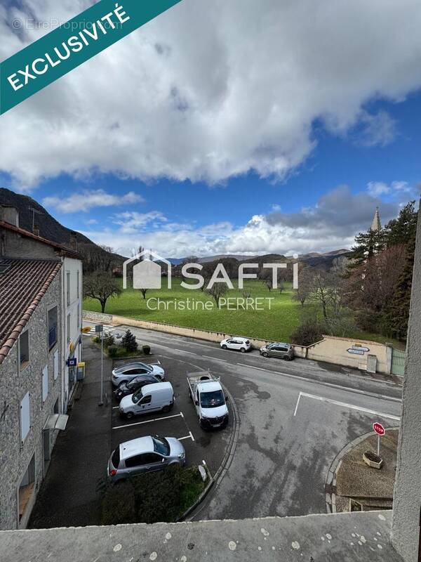 Photo 1 - Commerce à LA JAVIE