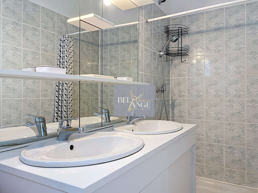 Maison à ALLEGRE-LES-FUMADES