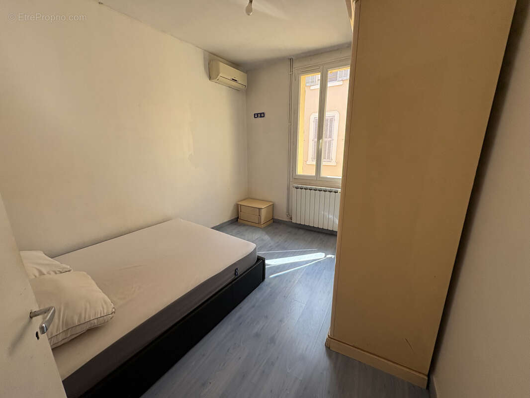 Commerce à LA SEYNE-SUR-MER