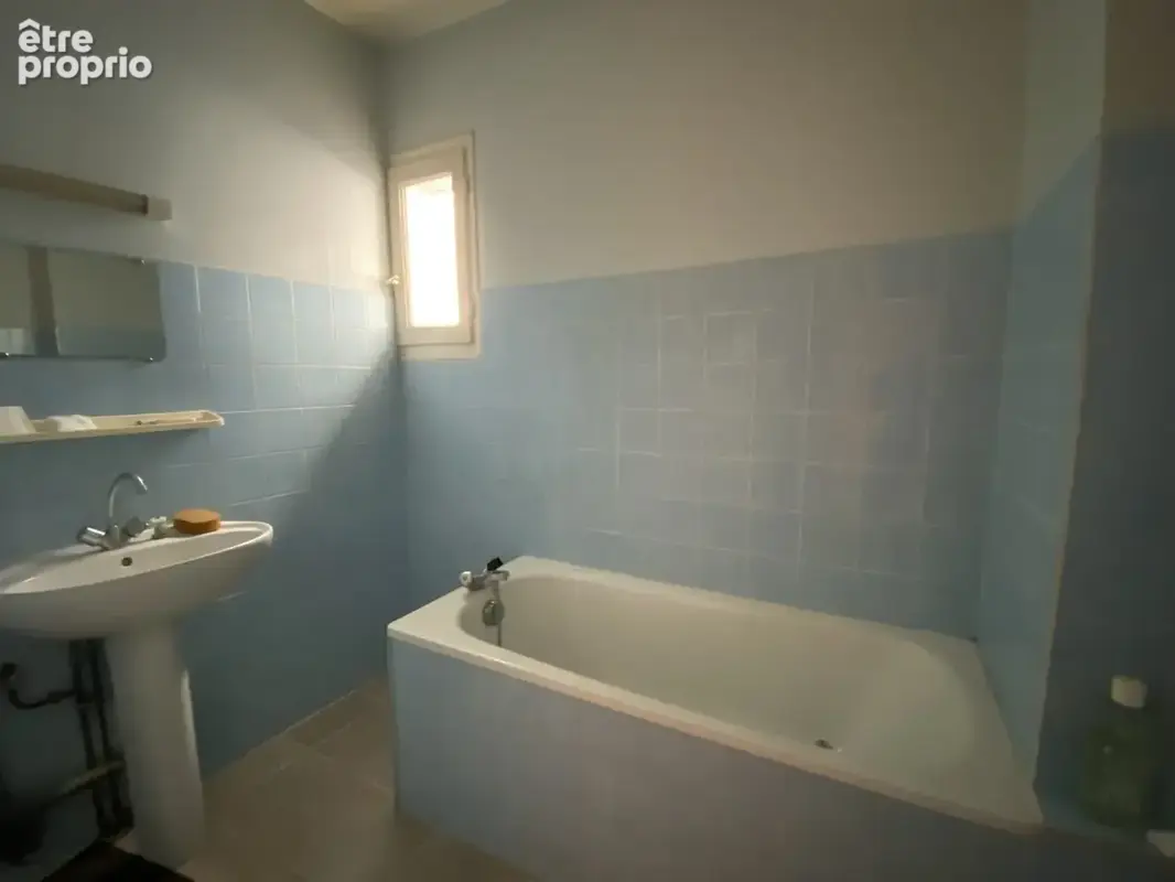 Maison de village en partie renovee - photo 11