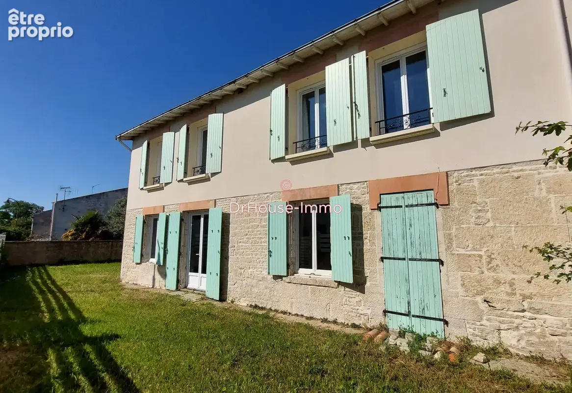 Maison 7 pièces 200 m² à vendre à Prin-Deyrancon (79210) - photo 10