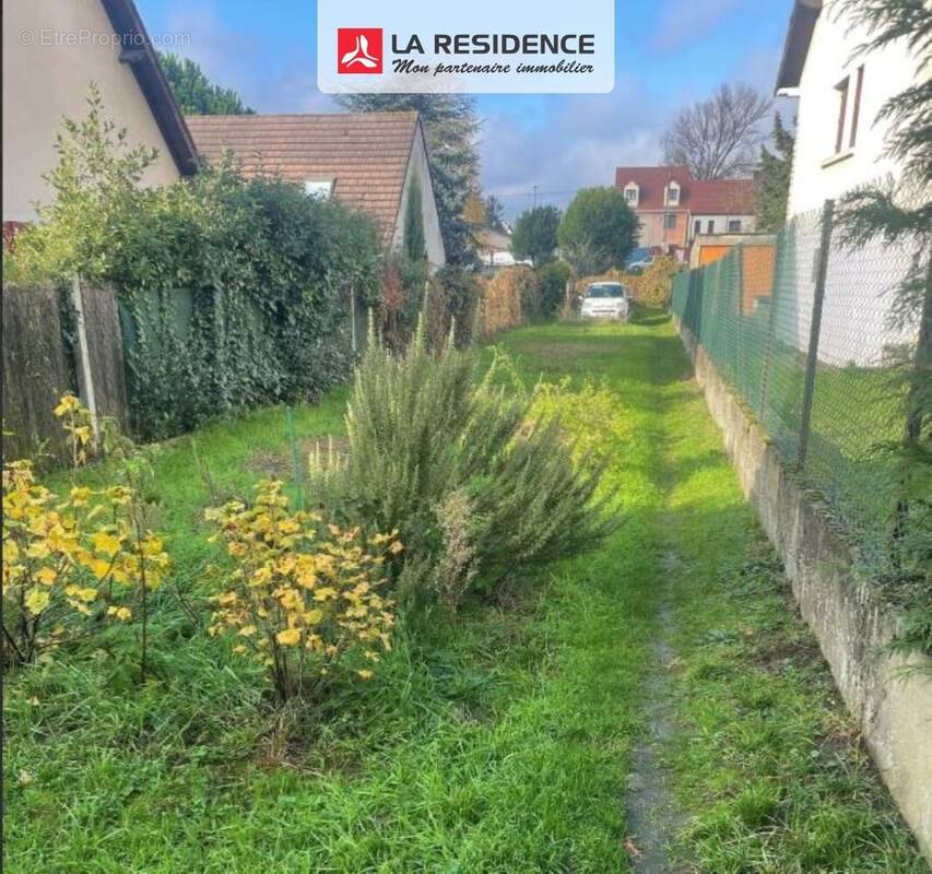 Maison à SARTROUVILLE