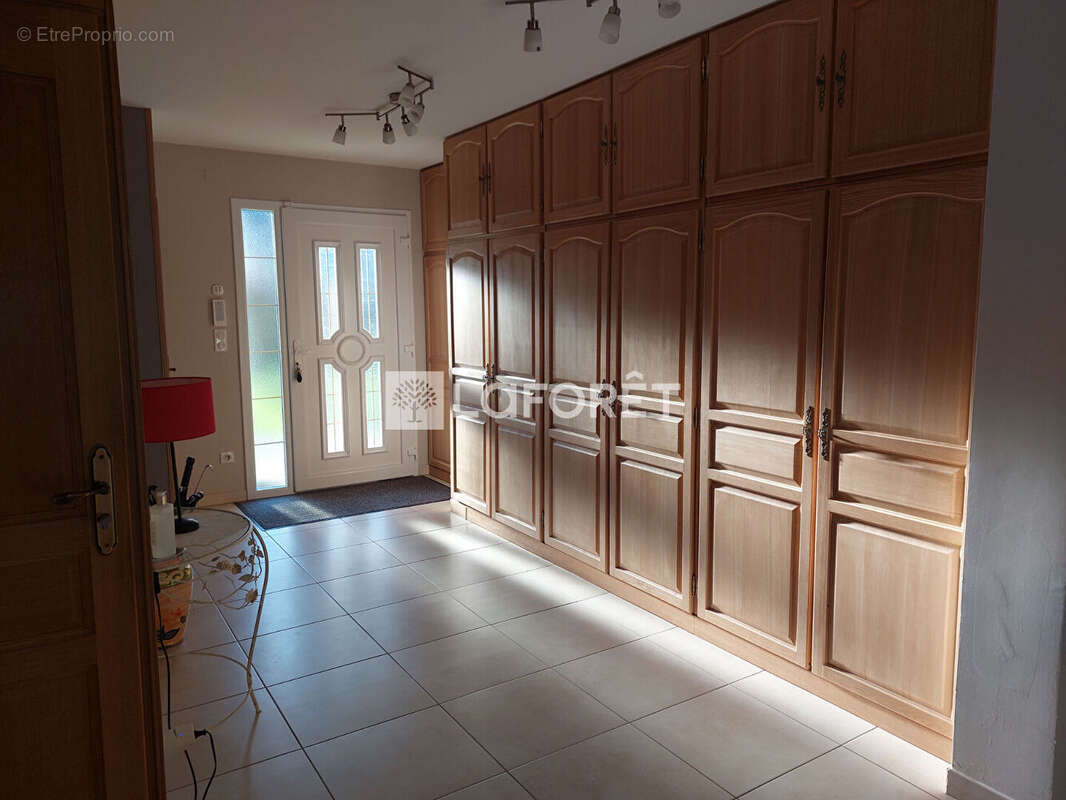 Maison à NUNCQ-HAUTECOTE