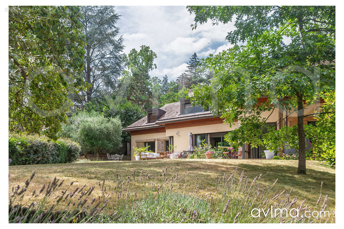 Maison familiale dans un environnement privilégié - photo 22