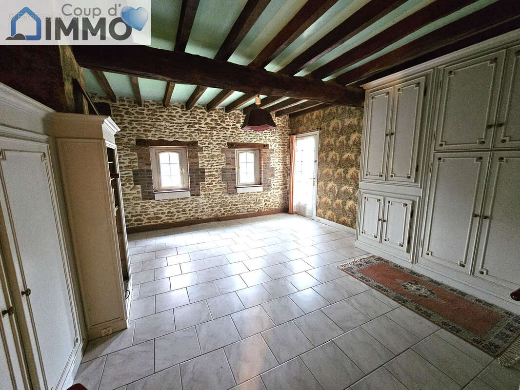 Maison à CHESSY-LES-PRES