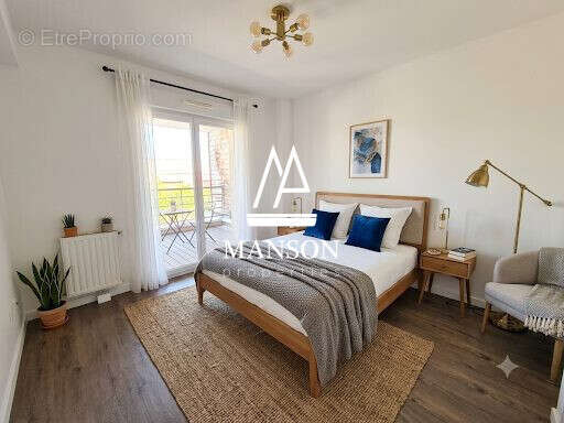 Appartement 78 m² à Cenon  - photo 7