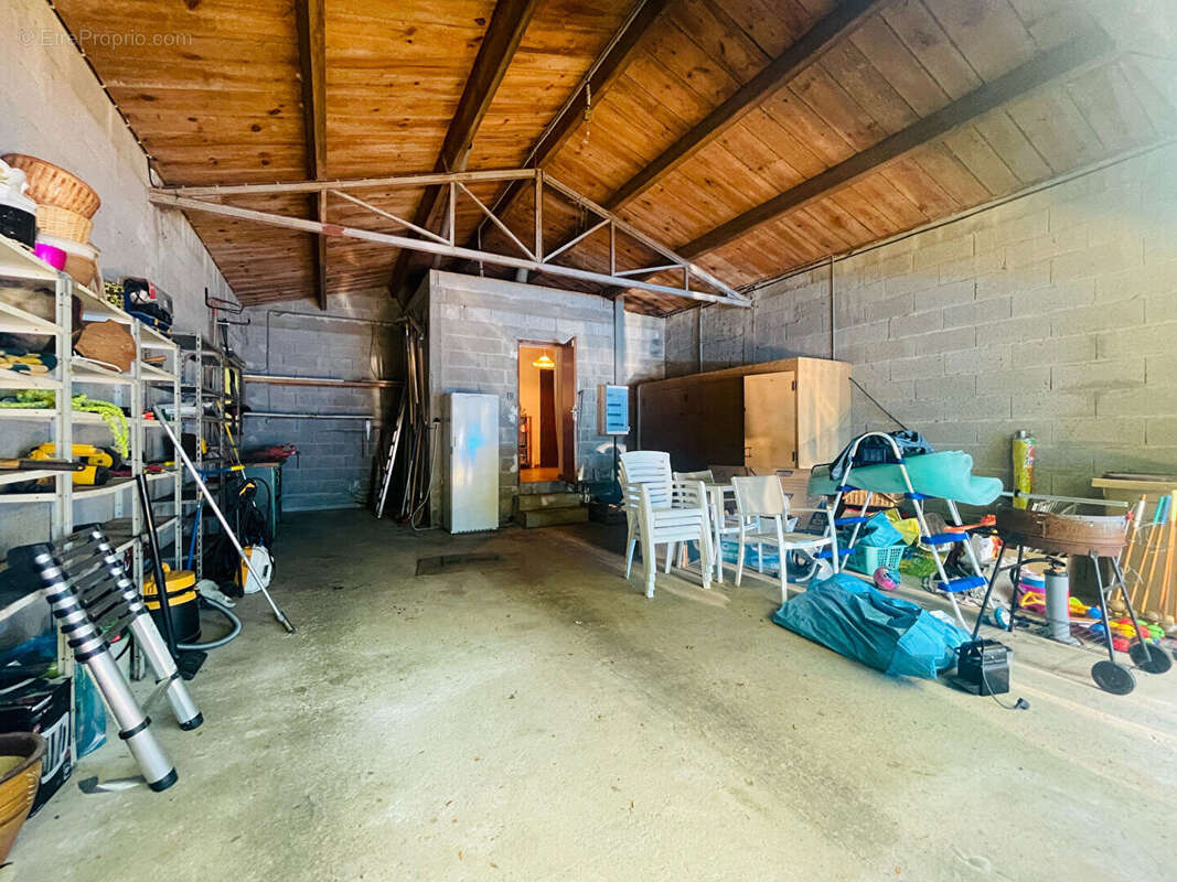 Maison à COMMEQUIERS