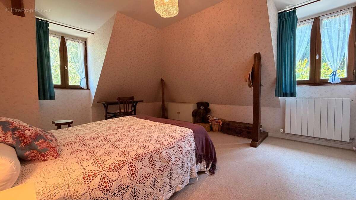 Maison à CLAIRVAUX-D'AVEYRON
