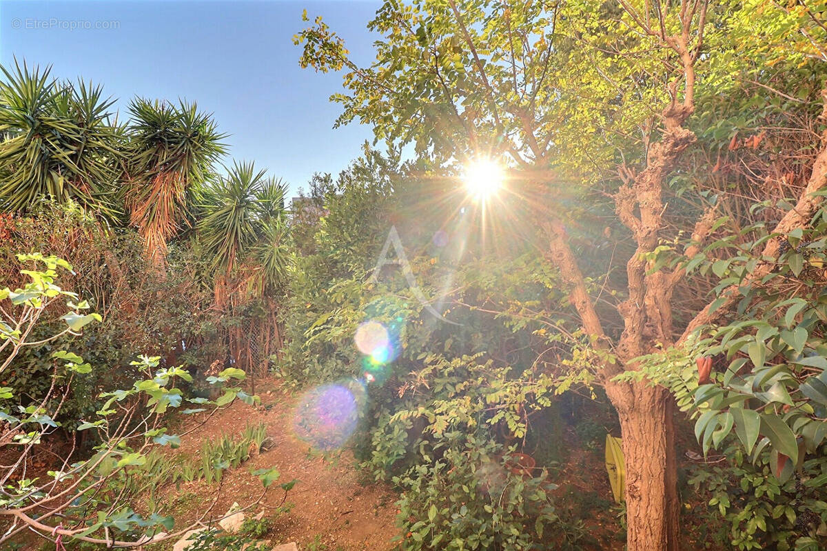 Appartement à MARSEILLE-12E