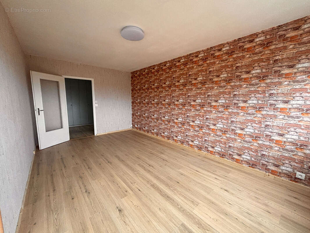 Appartement à SAINT-LOUP-SUR-SEMOUSE