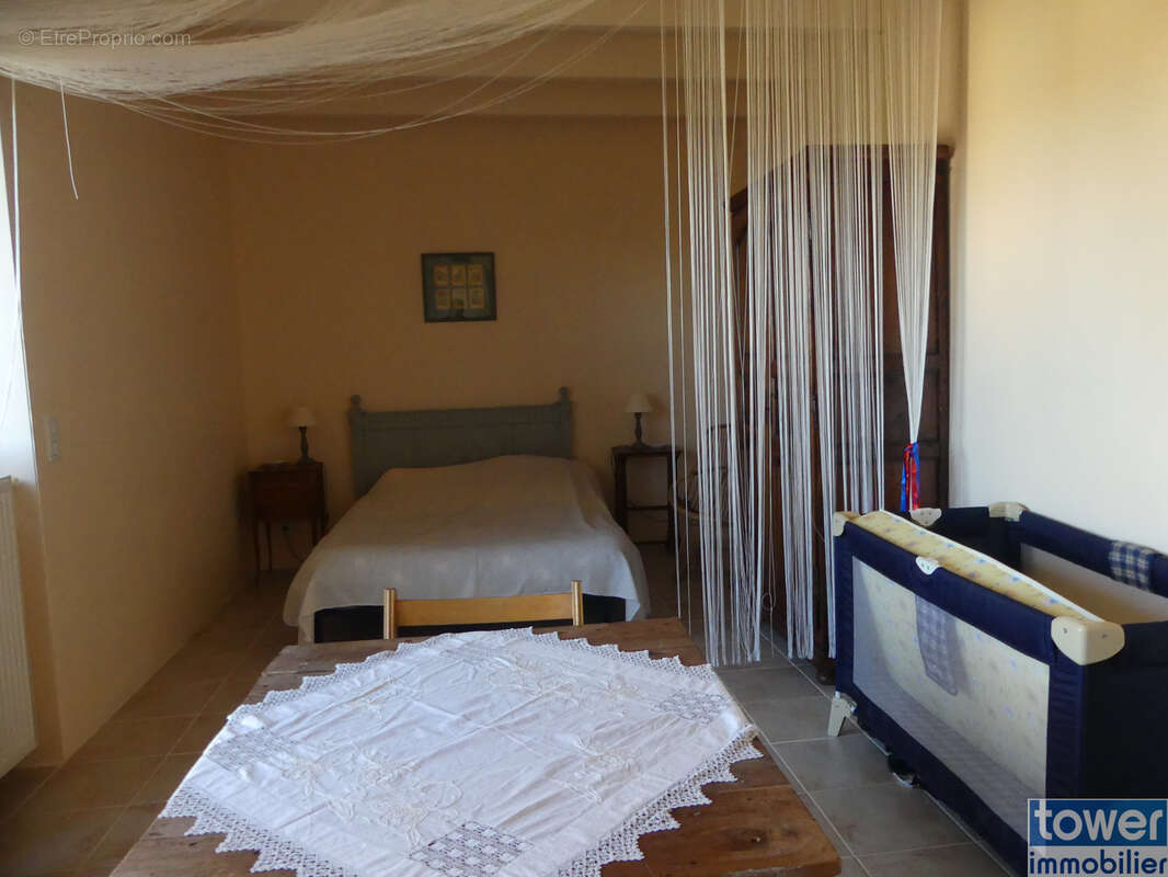 Maison à VILLENEUVE