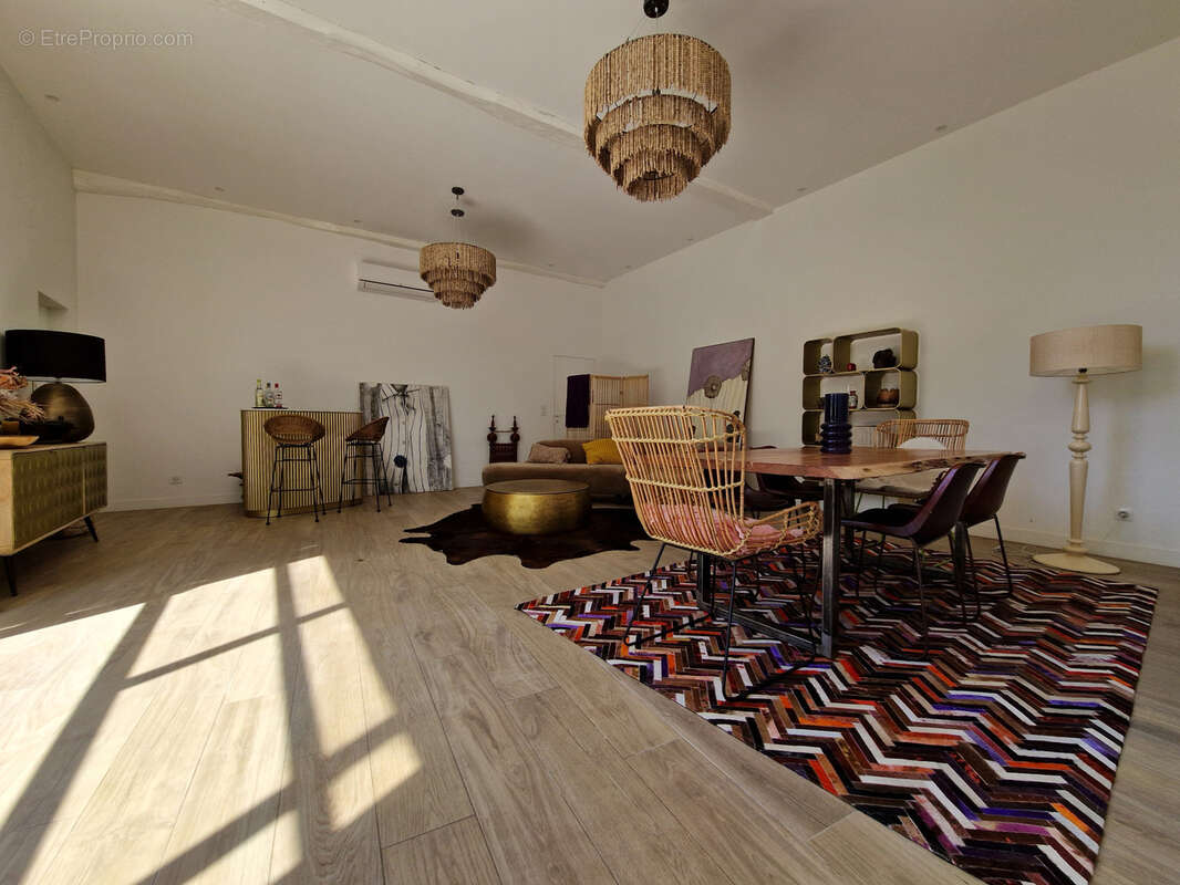 Maison à LA CHAPELLE-SAINT-MESMIN