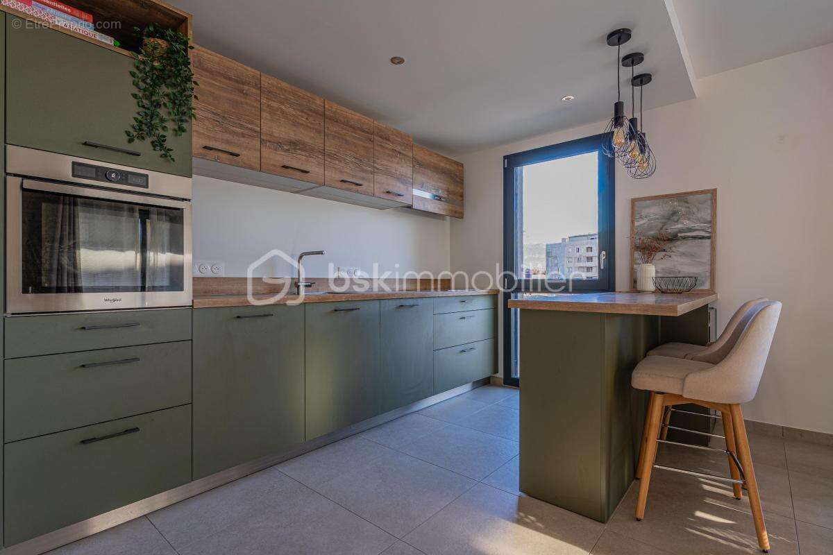 Appartement à PRINGY