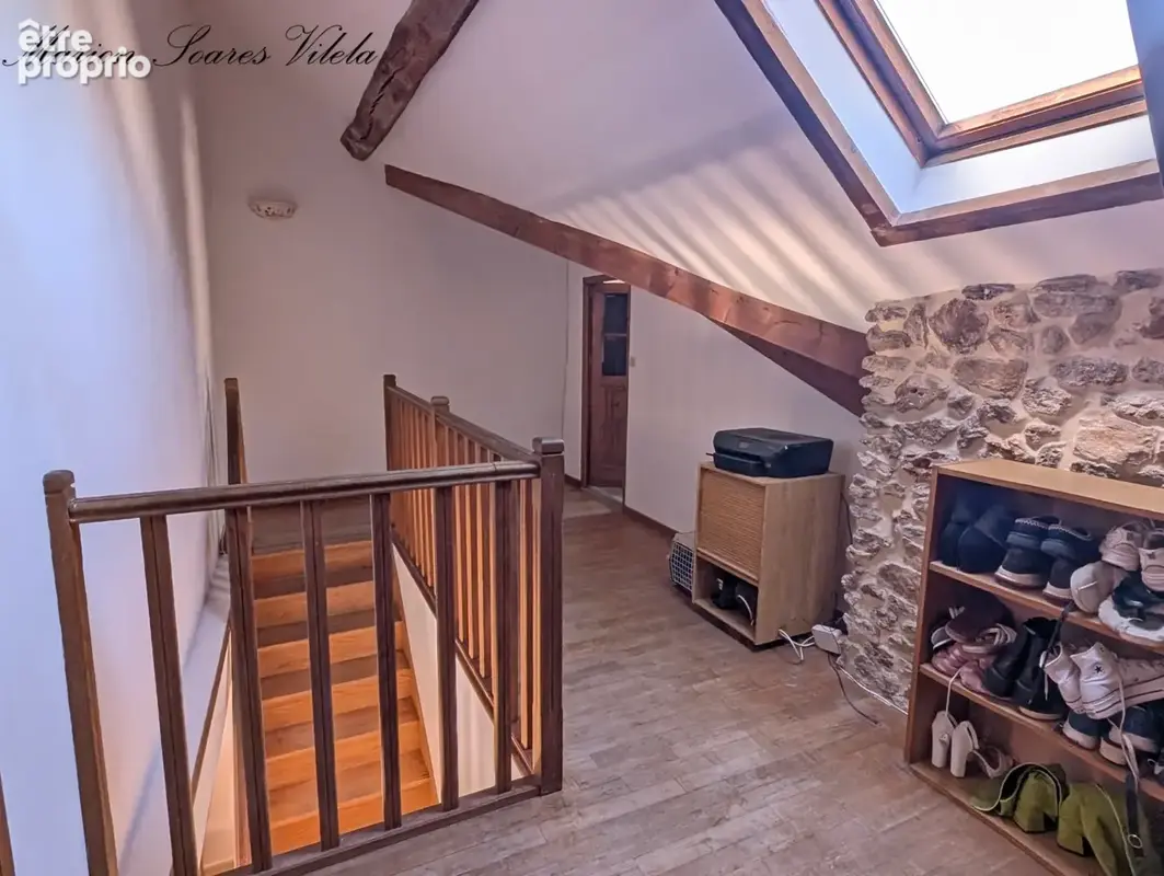Ozouer-le-voulgis – du charme, de beaux volumes, 4 chambres et un jardin - photo 9