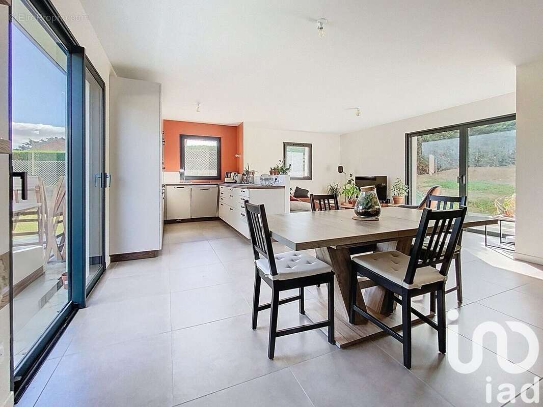 Photo 5 - Maison à BRIGNAIS