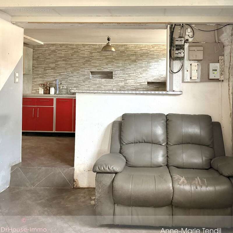 Maison 114 m² à Saint-Pierre  - photo 11