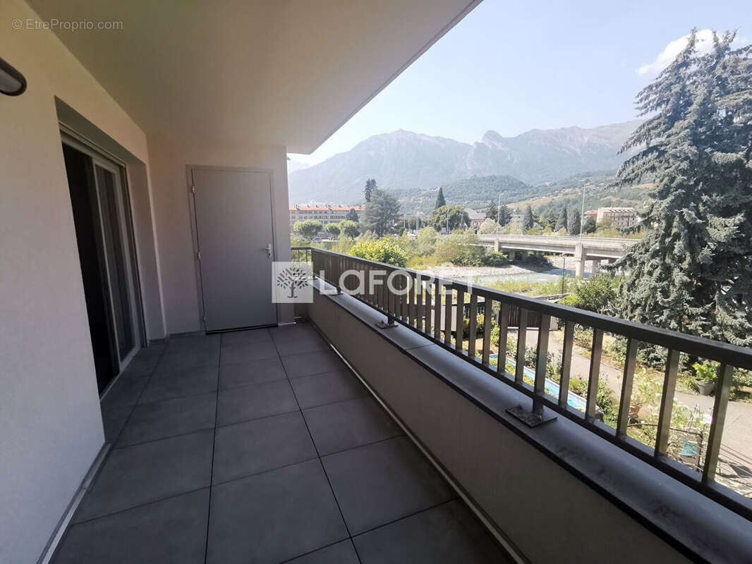 Appartement à ALBERTVILLE