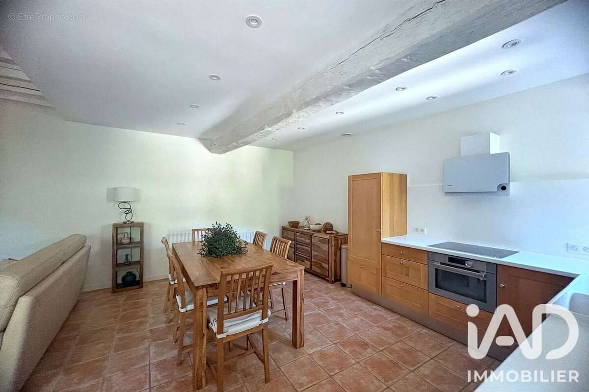 Maison 94 m² à Michery  - photo 2