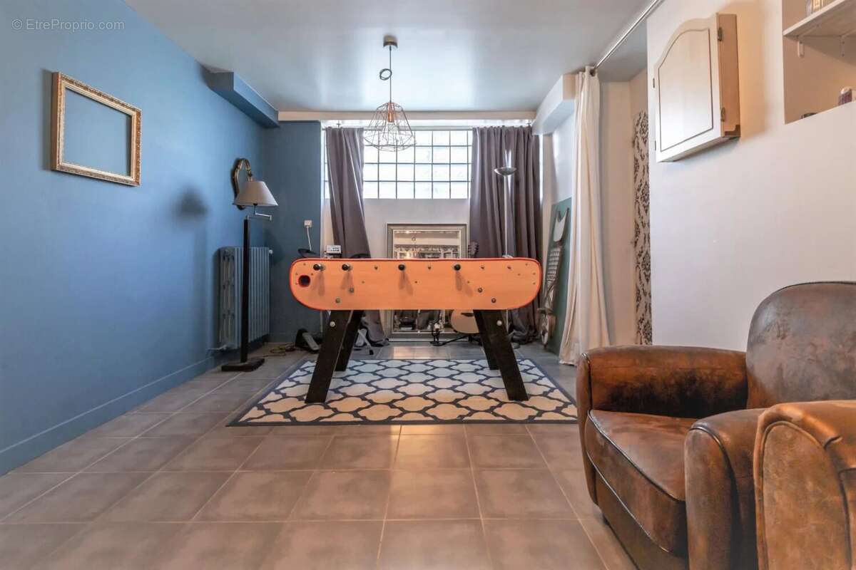 Maison d'architecte 5 pièces de 150 m² sur 425 m² de terrain - photo 10