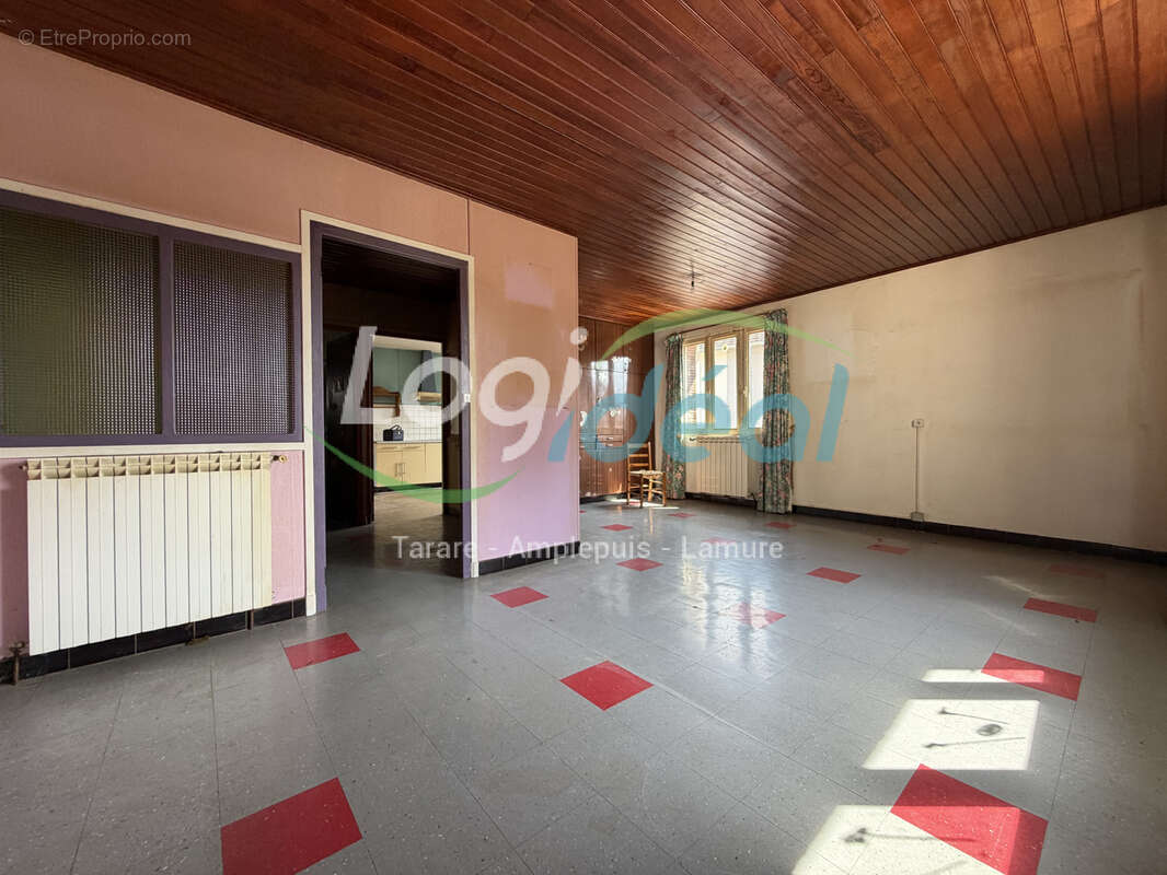 Maison de ville à rénover - photo 6