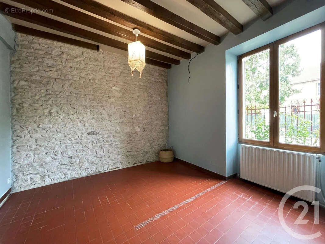 Maison à FERICY