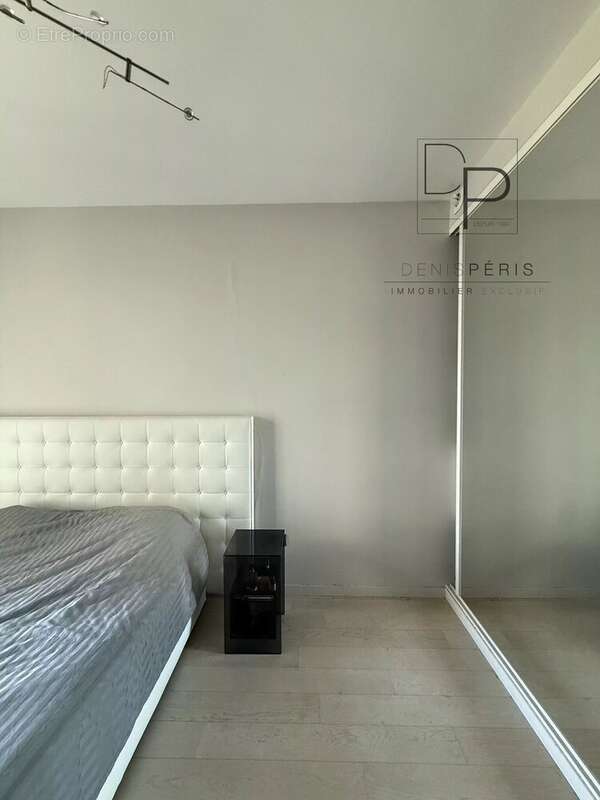 T2 Paris 4 (53,4 m²) – Balcon, vue Seine, parking - photo 6