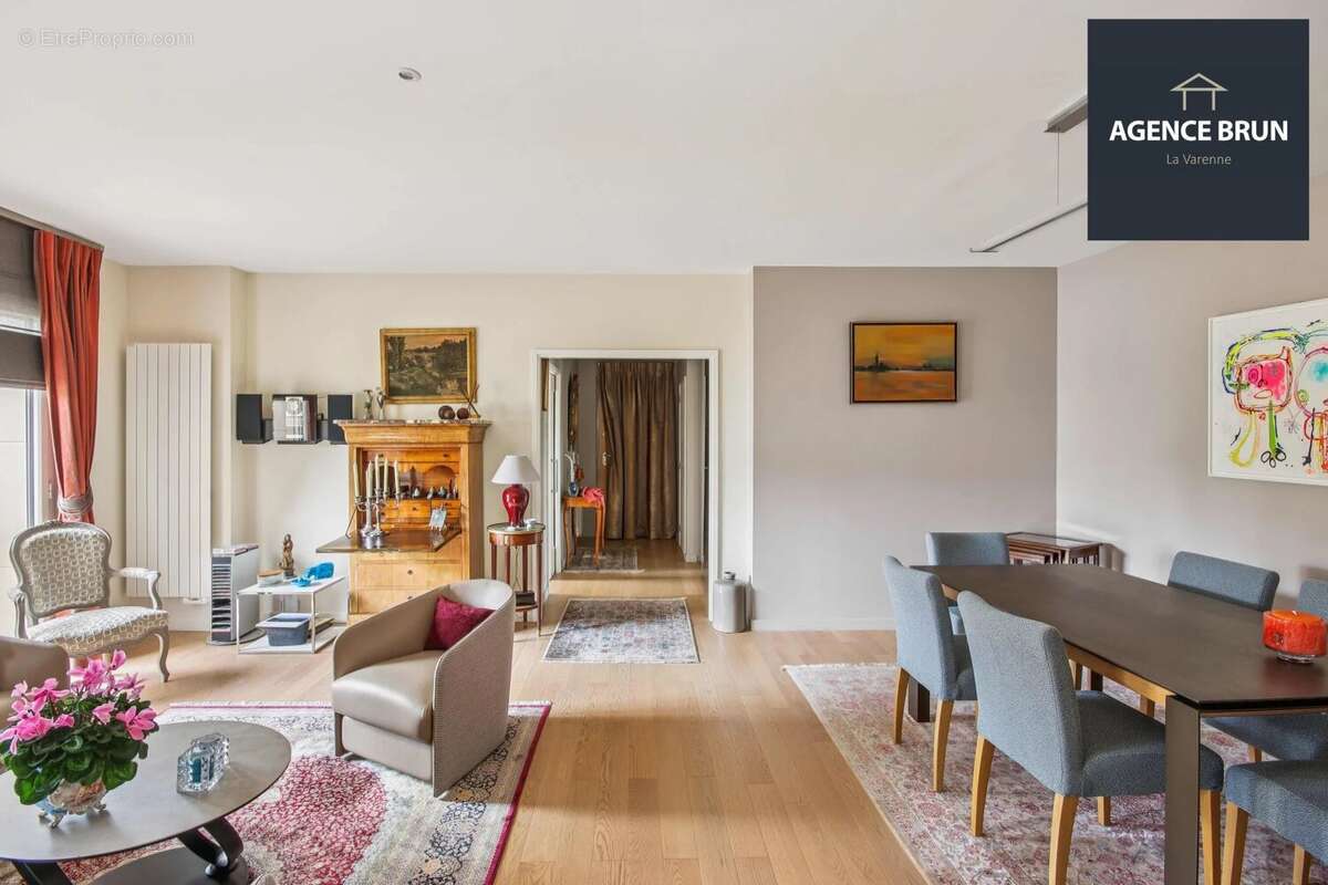 Appartement à SAINT-MAUR-DES-FOSSES