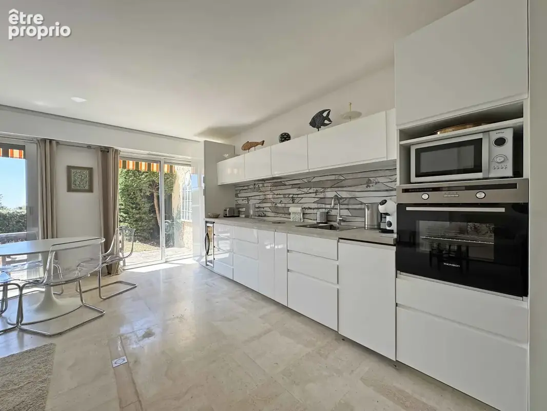 Vence - Appartement 2P de 58 m2 avec jardin privatif 220 m2 - photo 3