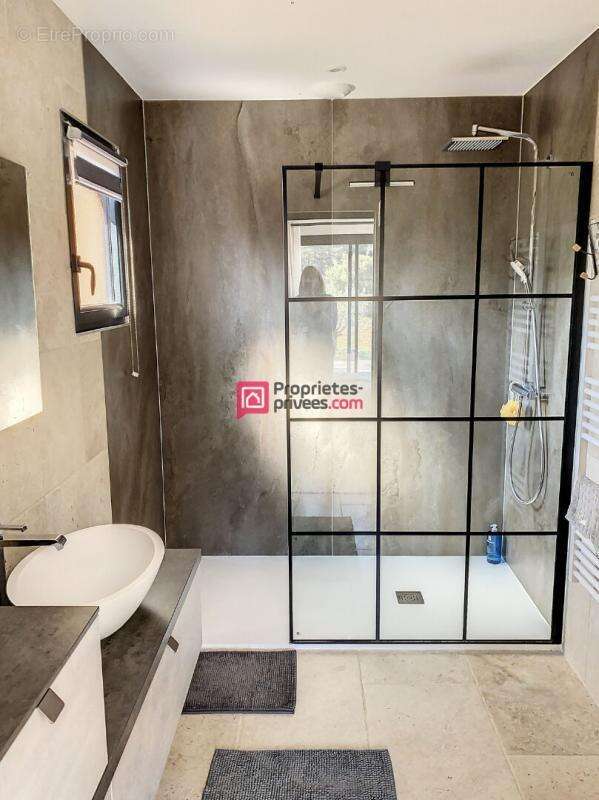 Maison à PLAN-D'AUPS-SAINTE-BAUME