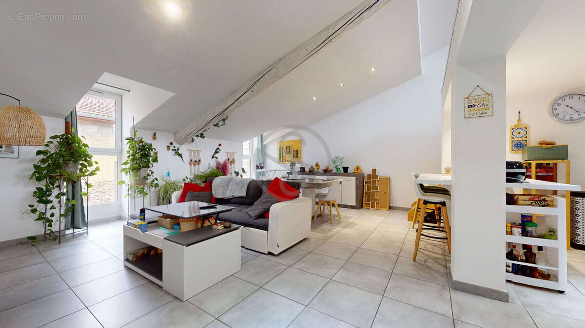 Appartement à LA COTE-SAINT-ANDRE