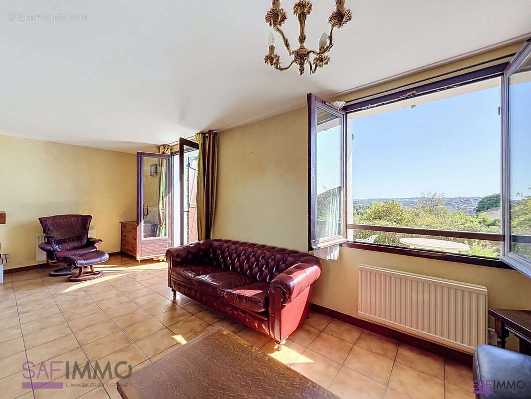 Maison 145 m² à Chaponost  - photo 6